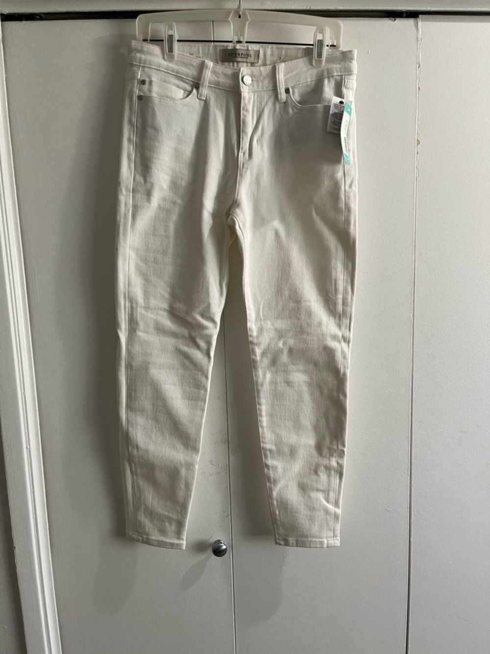 Liverpool White Kay Skinny Jeans NWT - Size 8/29